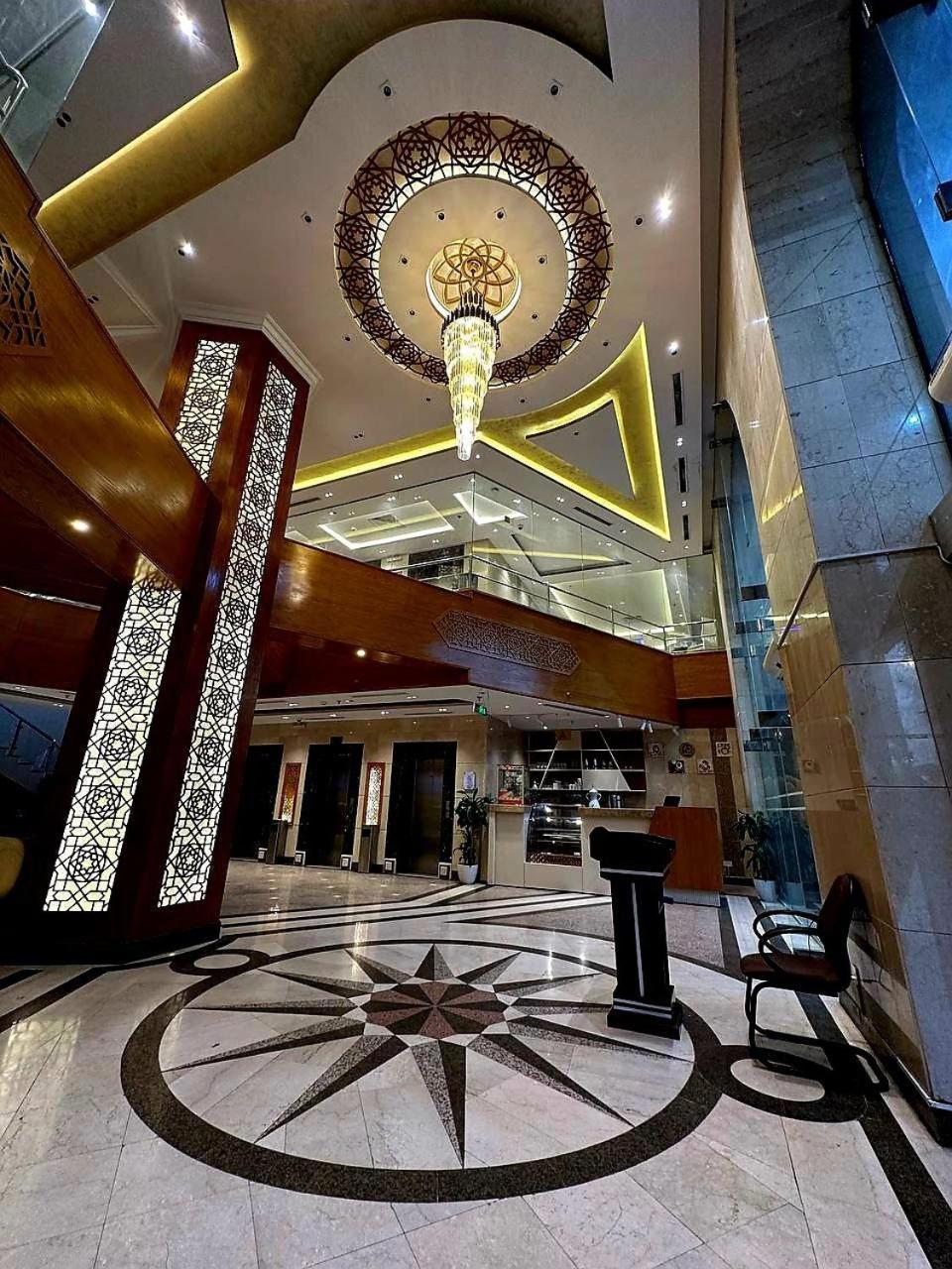 One Inn Hotel Медина Екстериор снимка