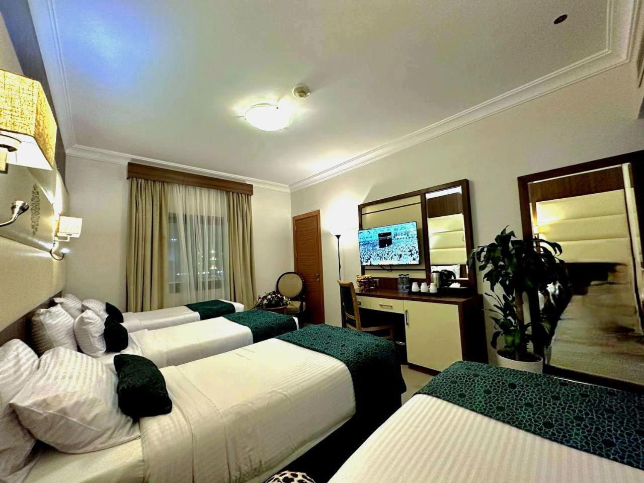 One Inn Hotel Медина Екстериор снимка