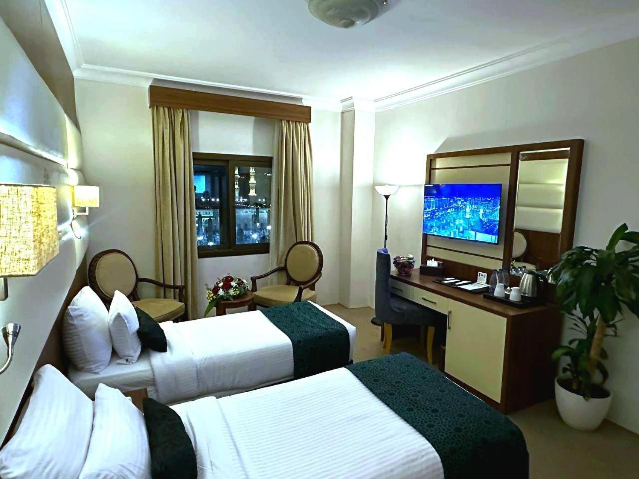 One Inn Hotel Медина Екстериор снимка