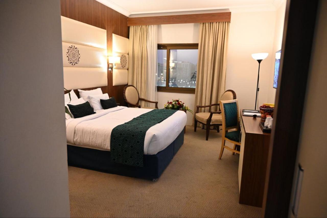 One Inn Hotel Медина Екстериор снимка